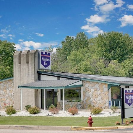 Knights Inn Cleveland/Macedonia Eksteriør bilde